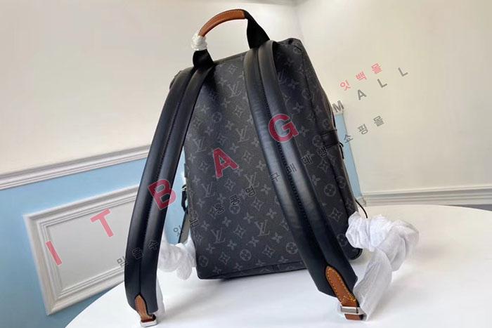 ̺   M45218 