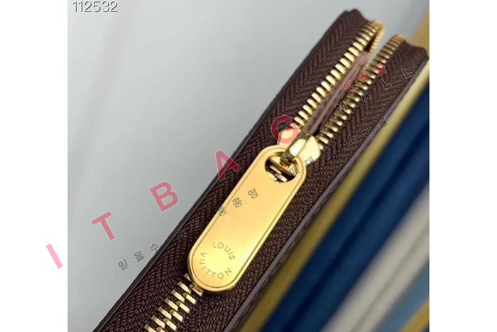 ̺ M69054