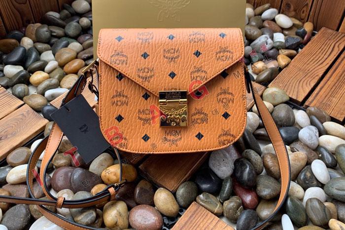 MCM   M83004-2