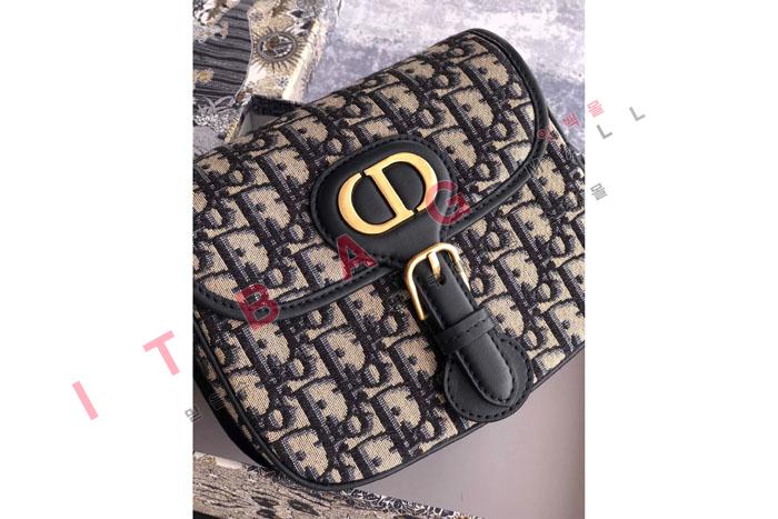  ٺ  ũν  M9268  