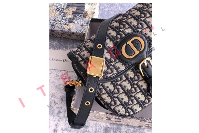  ٺ  ũν  M9268  