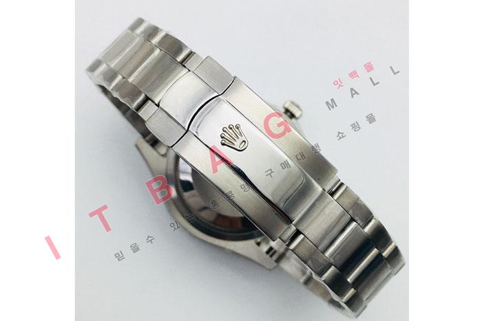 η ƽ  EX11028