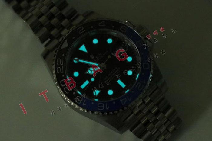 η GMT 2  EX11038-1