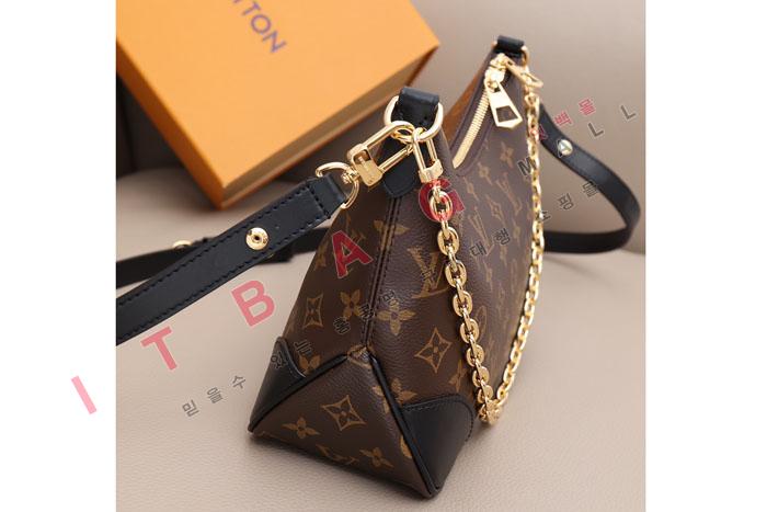 ̺ δ    M45831