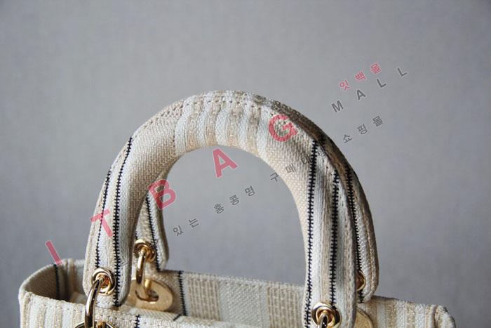  ̵ ̵  DR90162