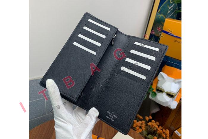 ̺ ¥     M63026