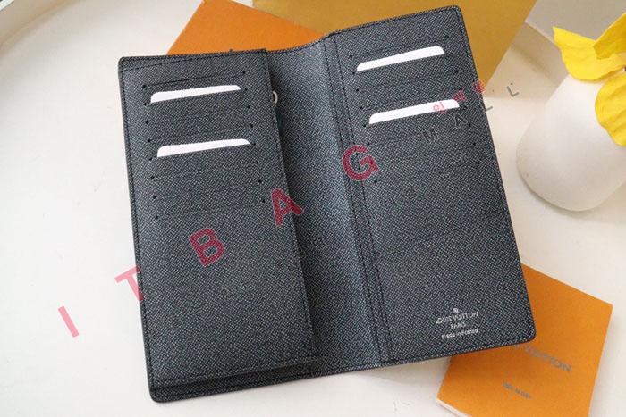 ̺ ¥     M81807