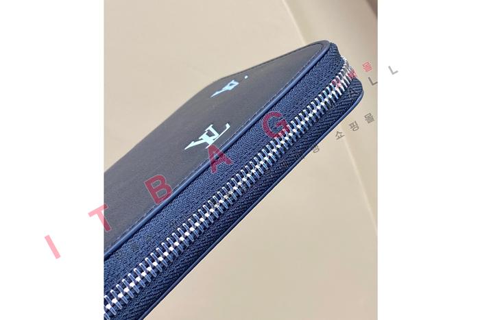 ̺     M60017-7