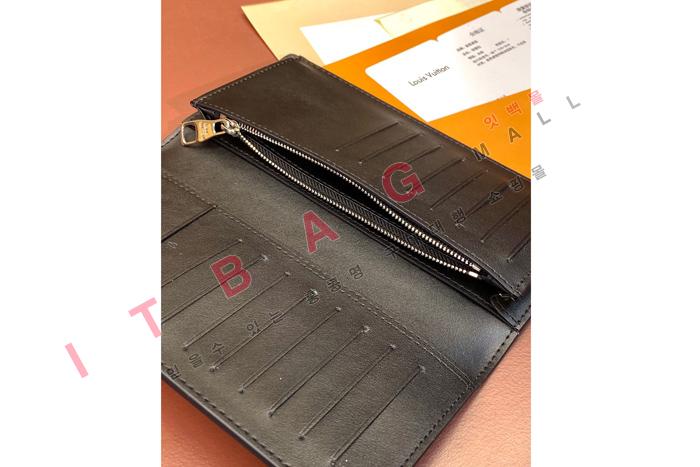 ̺ ¥    M61697-2
