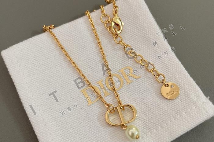    SY4841