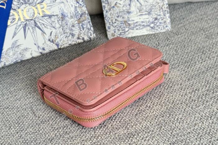  Caro Scarlet   A82373-6