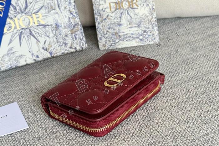  Caro Scarlet   A82373-9