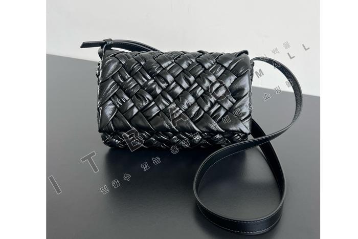 װ   ޽  SF09400-3  ()