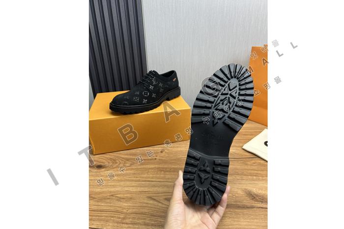 ̺    YF8133