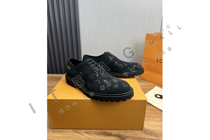 ̺    YF8133