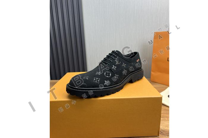 ̺    YF8133