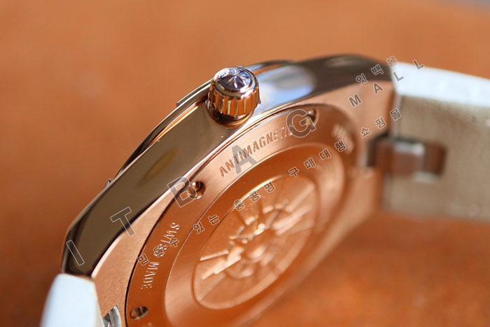 ٽ ܽźƾ  Across the Seas Quartz    HT60168-3